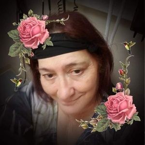 Meet your Posher, Faye